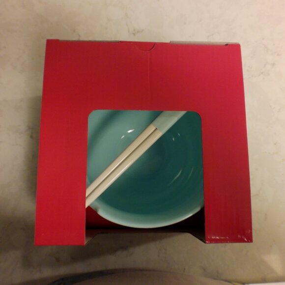 Maruchan Ramen Noodle Bowl with Chopsticks - Picture 4 of 5